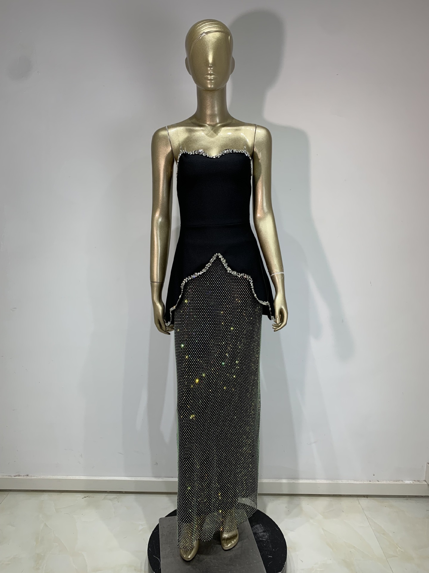 Formal Rhinestone Black Sexy D - đánh giá và giá Women Formal Wear Photoshoot