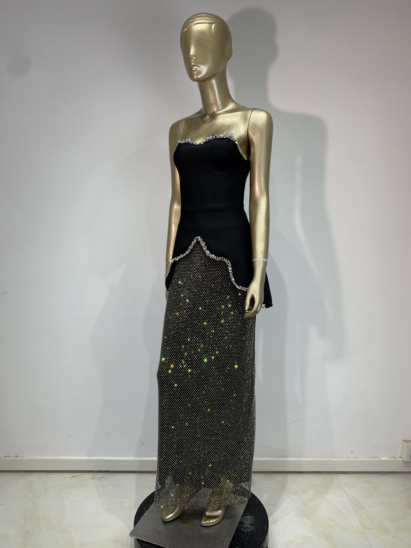 Formal Rhinestone Black Sexy D - đánh giá và giá Women Formal Wear Photoshoot