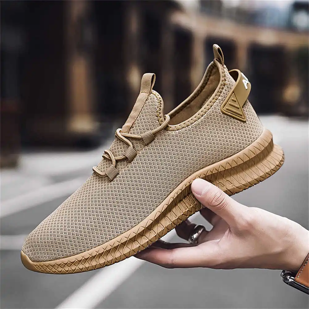 Demi-season Mesh Tenni Man Run - đánh giá và giá Formal Gala Wear Women