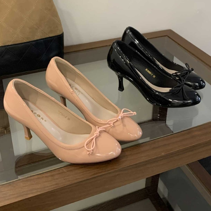 Elegant Patent Leather High He - đánh giá và giá Women Formal Wear For Office